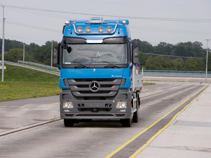  Mercedes-Benz Actros 2741 2008 года  (фото 2 из 2)